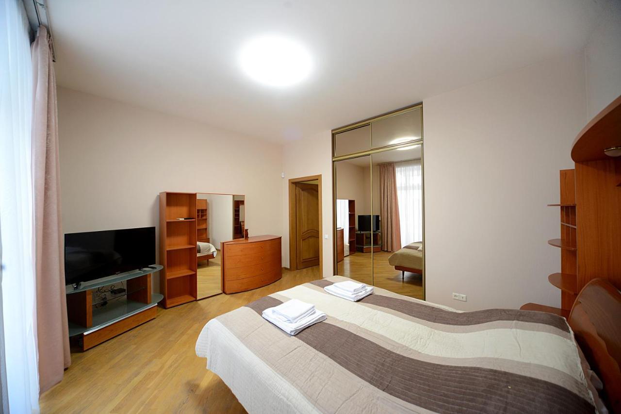 Artol Sophia Apartment Kiev Exterior photo